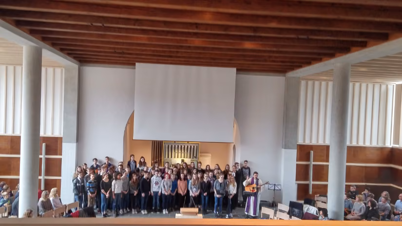 Philipp bei seiner Konfirmation 2015
